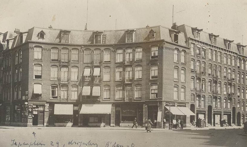 Drogisterij Leibbrandt  Iepenplein 29, Amsterdam